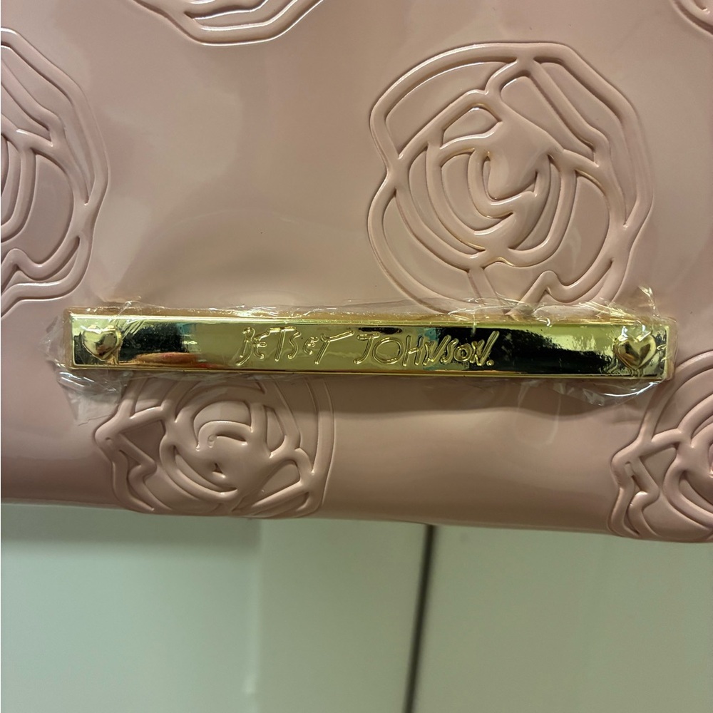 Betsey Johnson Pink Embossed Crossbody Bag - Picture 4 of 6